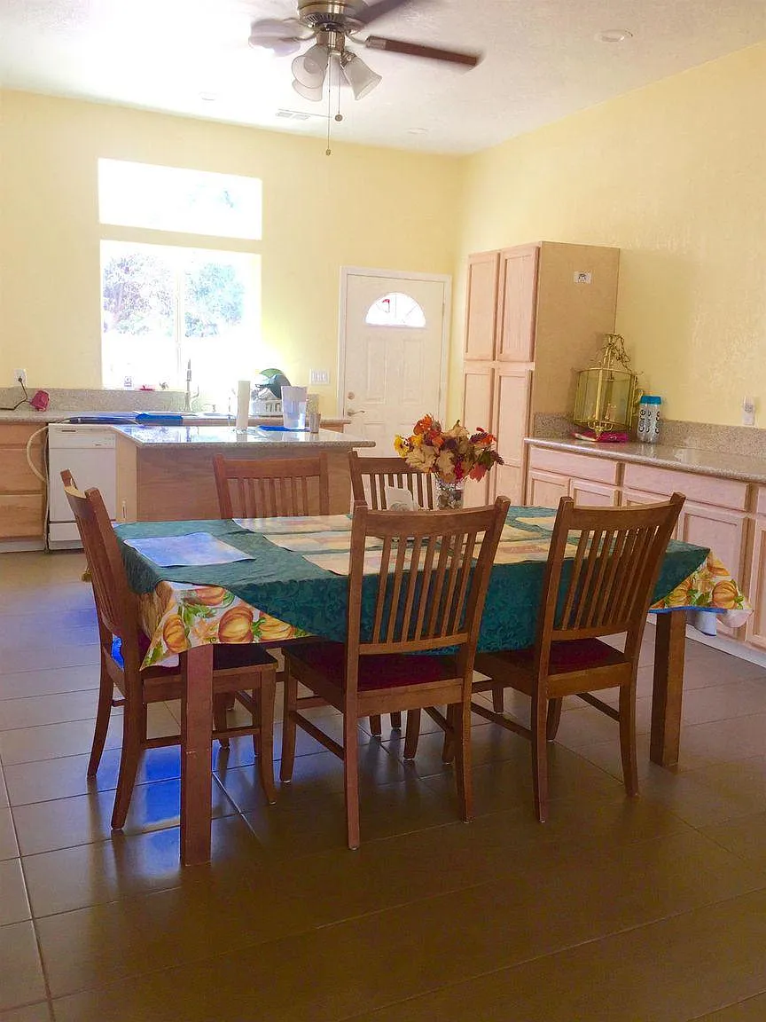 005fe724b401ece0b86beb98f07b05ec-uncropped_scaled_within_1536_1152