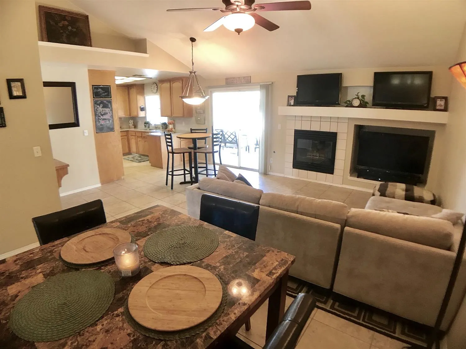 52ab17ee86ee191ba9818d6231a59aed-uncropped_scaled_within_1536_1152