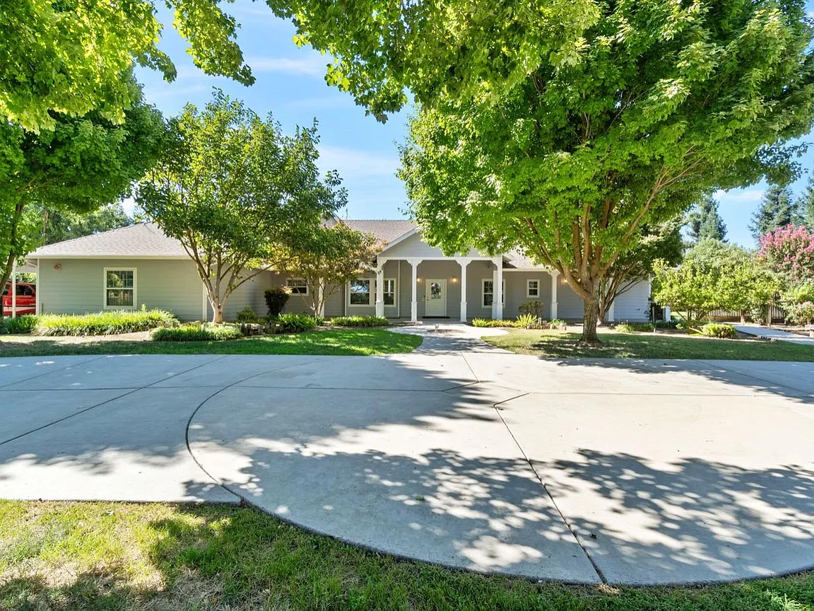 a3320213213b97f3cadfde1e3135423d-cc_ft_1152