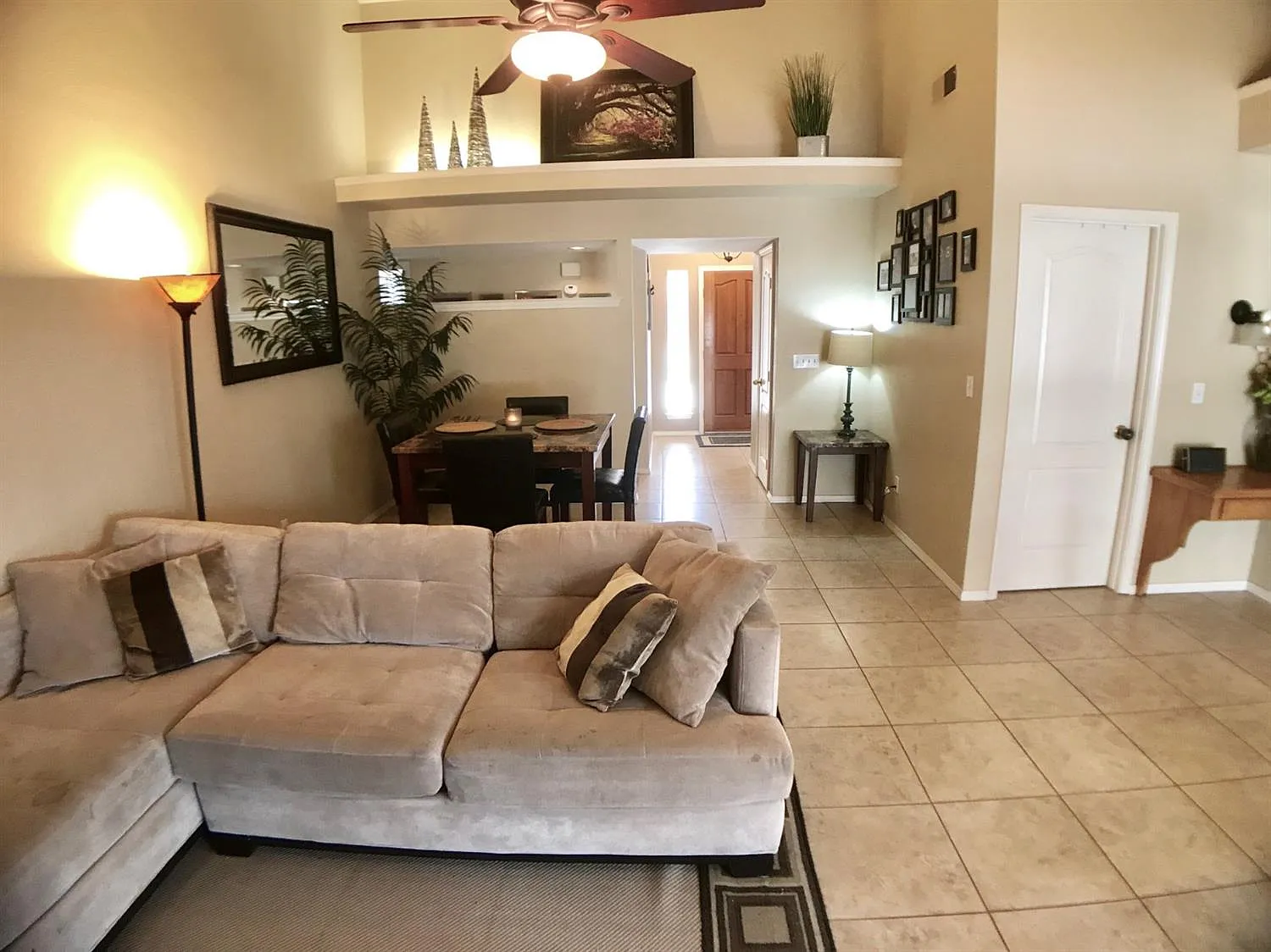 bc1ca9b2095ec7f3c9ec6ba74c9dc8fe-uncropped_scaled_within_1536_1152