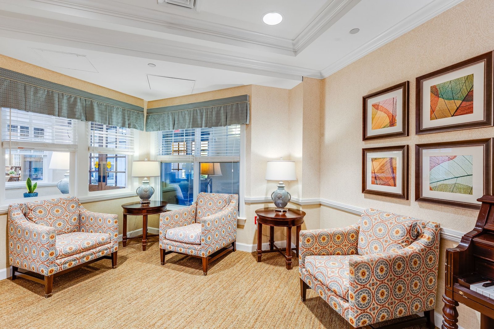 2600_Allaire_Rd_Wall_Township_NJ_07719_USA-Living_room-010_HDR