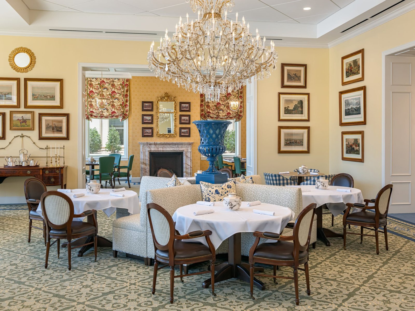 TCF-IL-Dining-Room-HIGH-RES-scaled