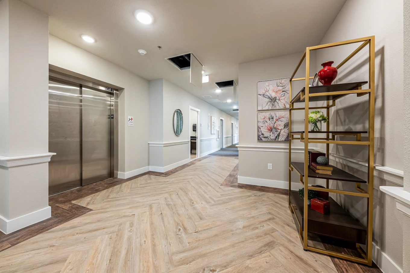 11 Buda Oaks Elevators