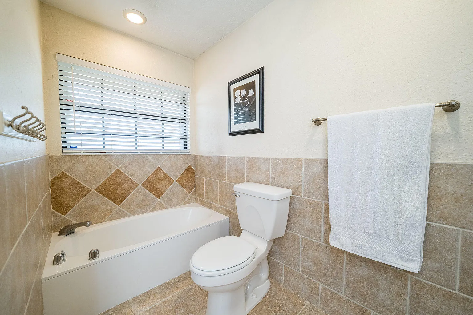 696b4149bfb29a595b0905d2ea2b2b81-uncropped_scaled_within_1536_1152