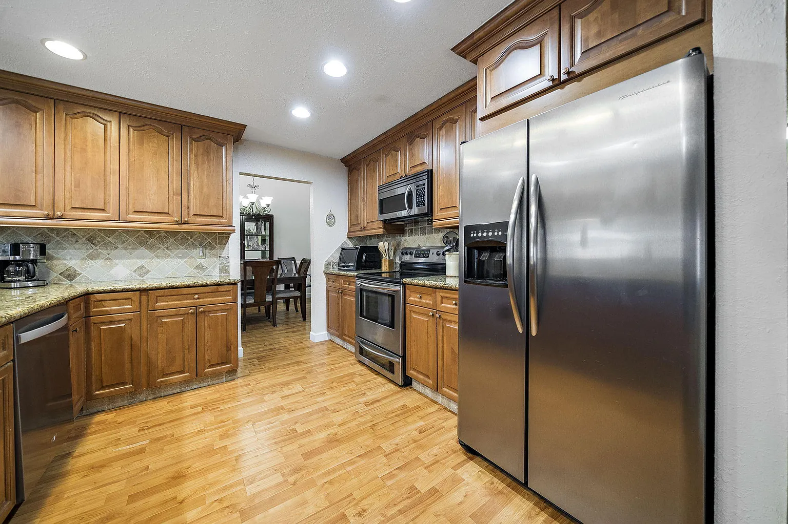 a858d69d1c1a4d2d5870a4ccedd41e01-uncropped_scaled_within_1536_1152