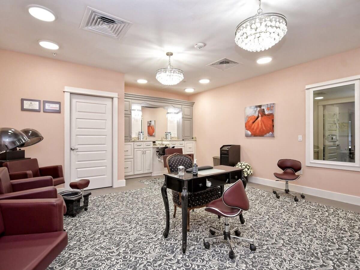 csm_11_Alexis_Pointe_Salon_77daebb709