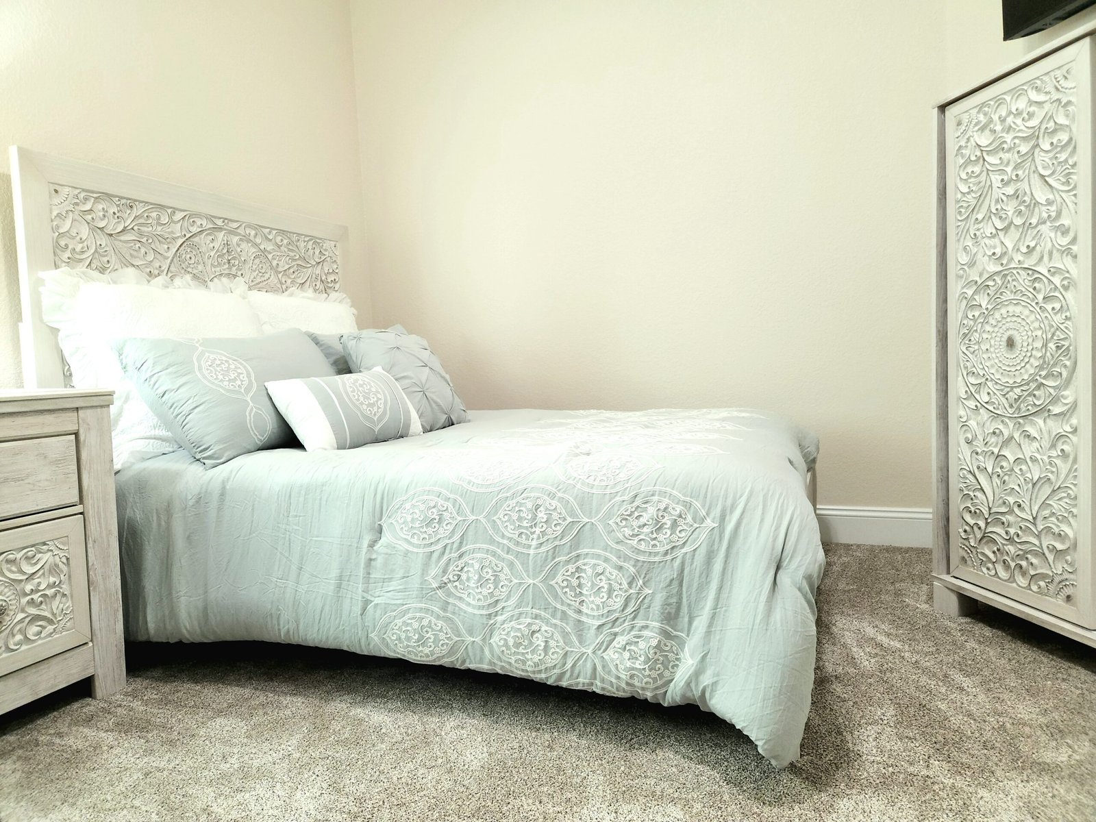 20230809_171242-scaled