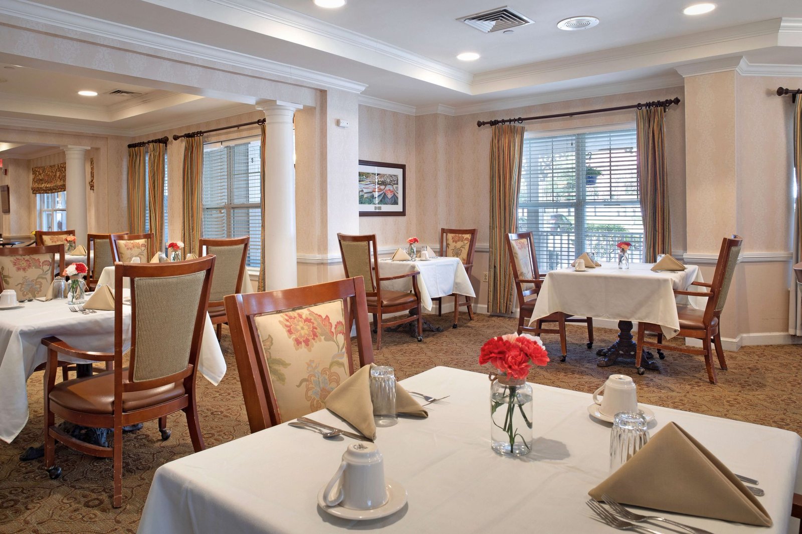 63186_SunriseParamus_7833_Dining