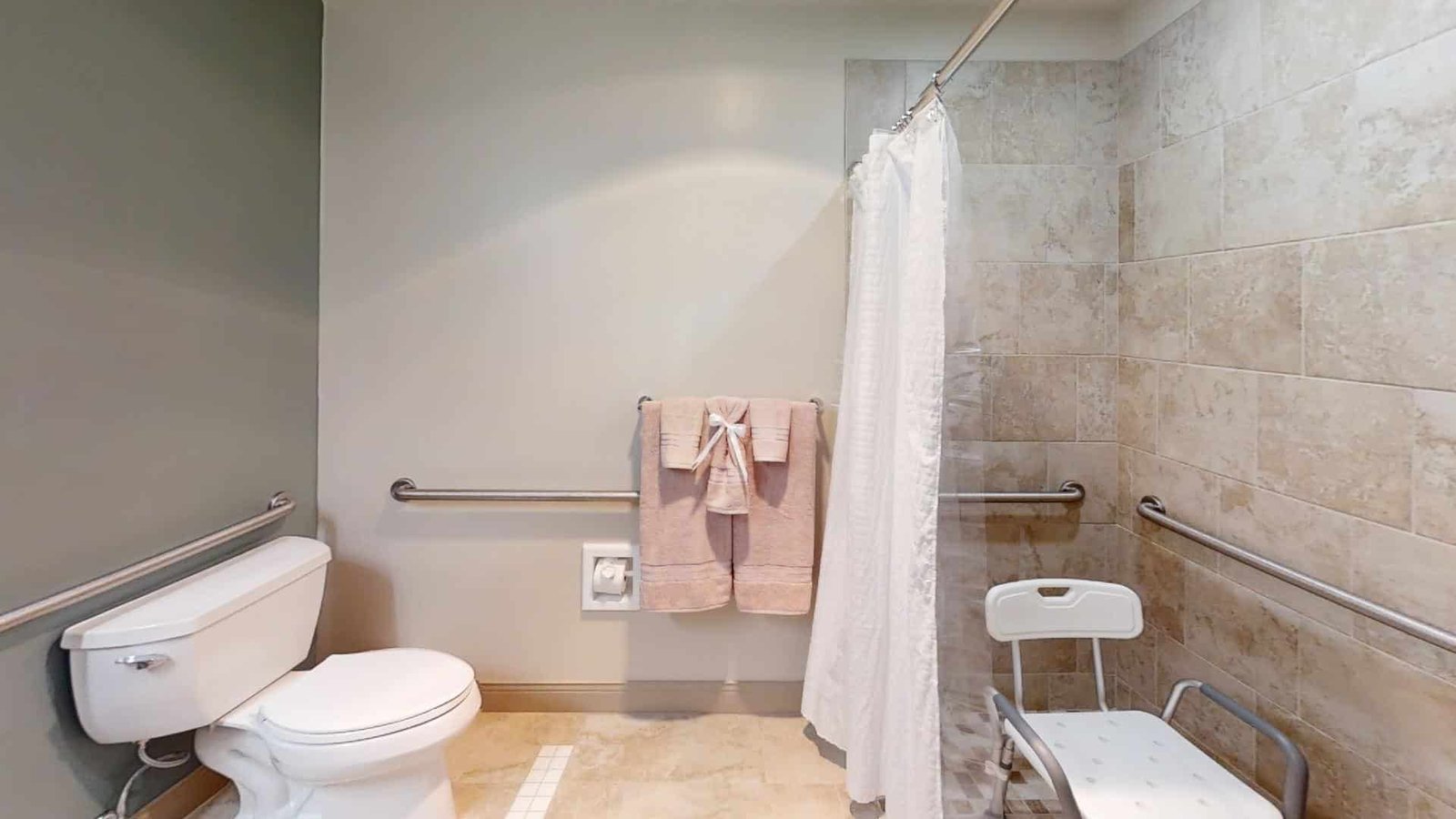 Aravilla-Clearwater-Memory-Care-Community-Bathroom2