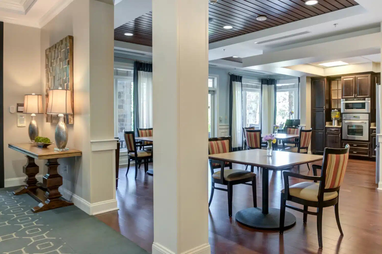 Arbor-20Terrace-20Roseland-Dining-20Room