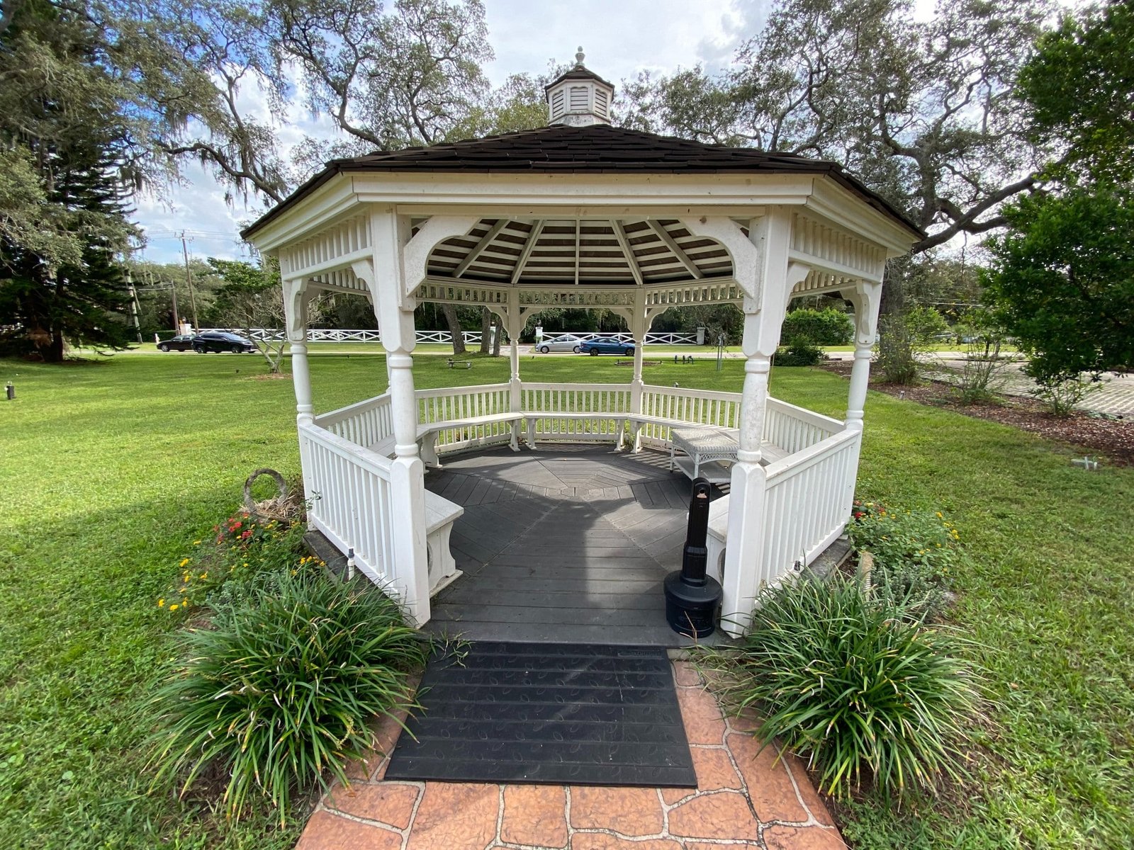 Gazebo-1