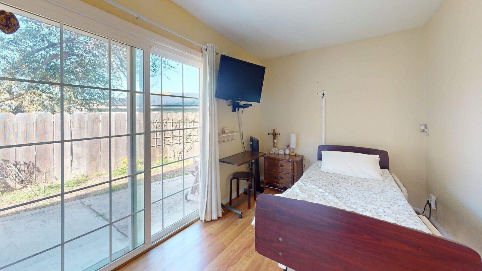 Messinger-Care-Home-3121-Messinger-Dr-Bedroom 1