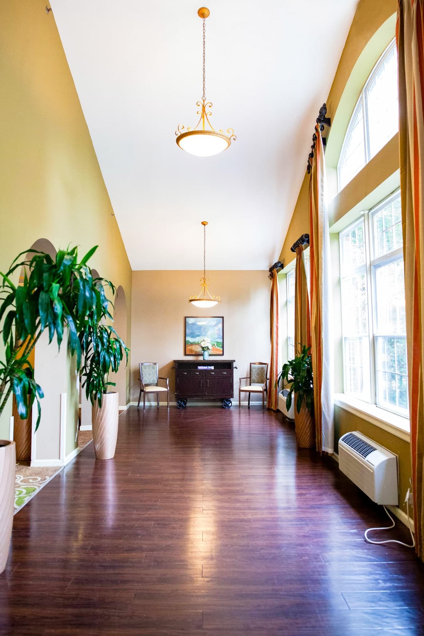 https___www.springhills.com_wp-content_uploads_2025_01_MOR-4-Lobby