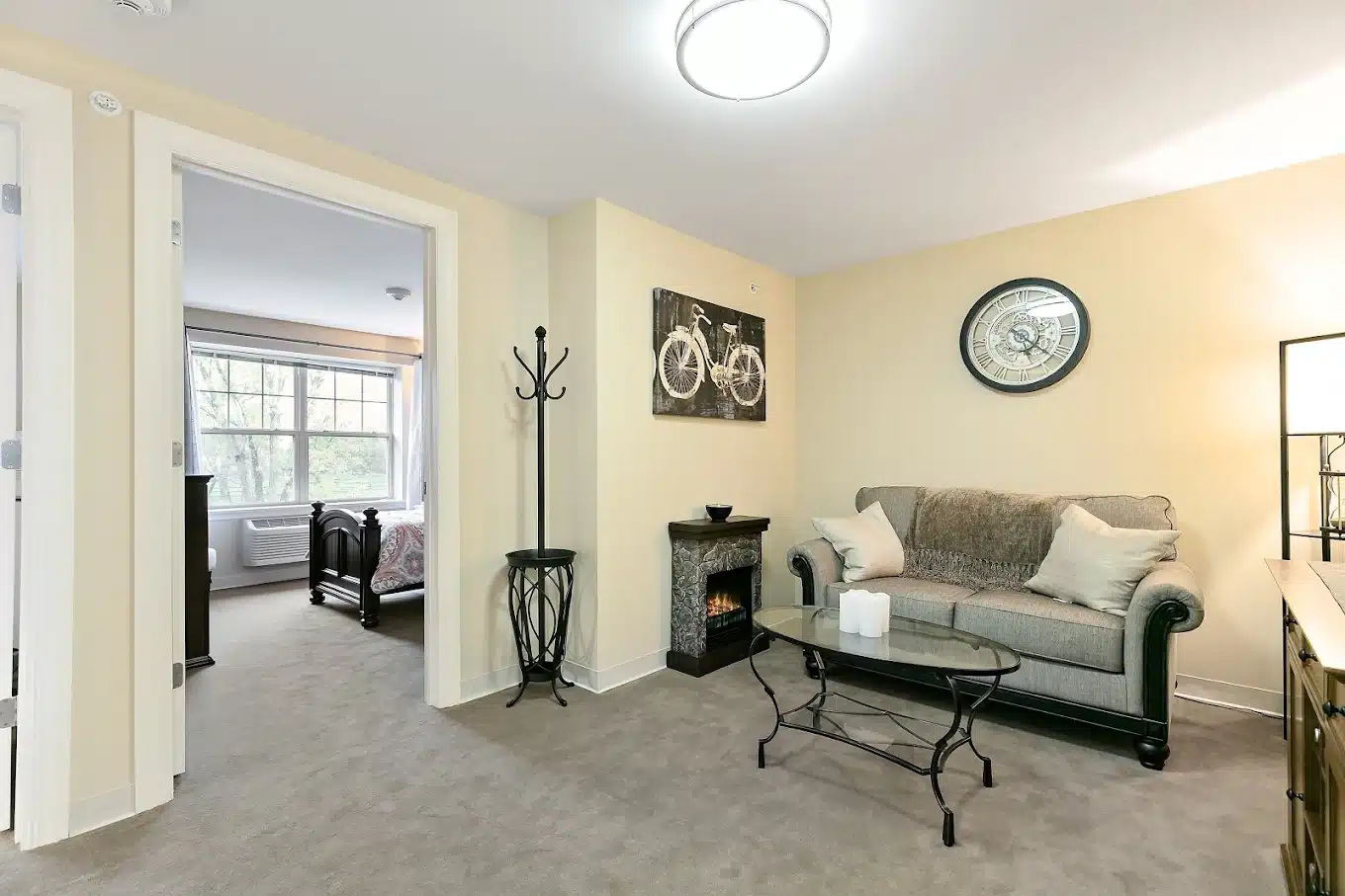 3530e9ec-d94b-40f3-b4d4-3b06c340e343