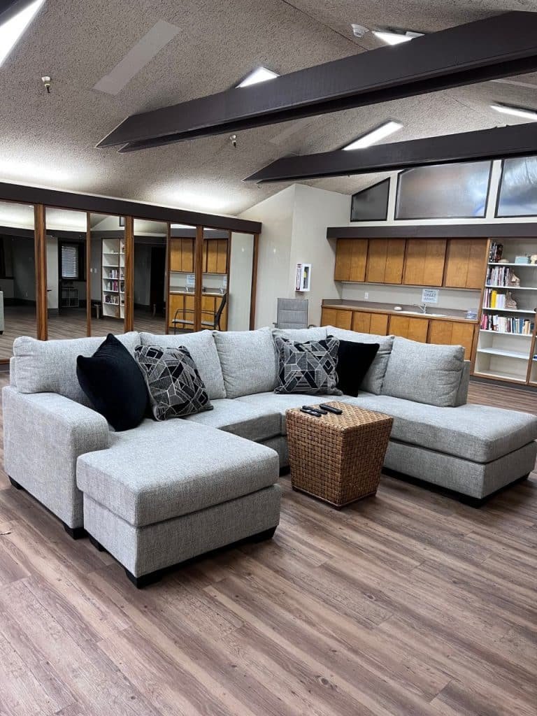 chalet-library-4-1-768×1024