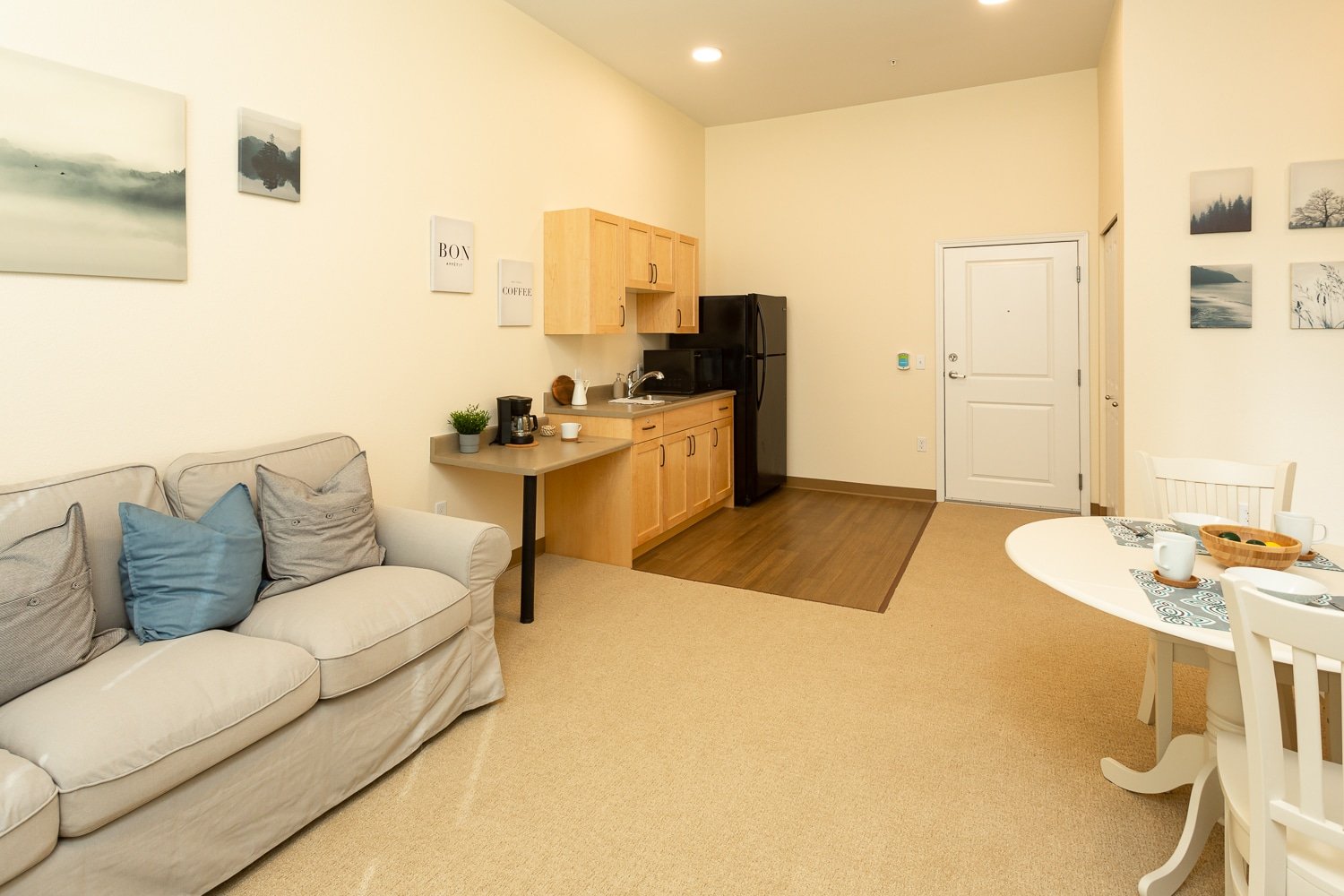 Assisted-Living-Community-Apartment-Kitchen-Area-in-Covington-Washington