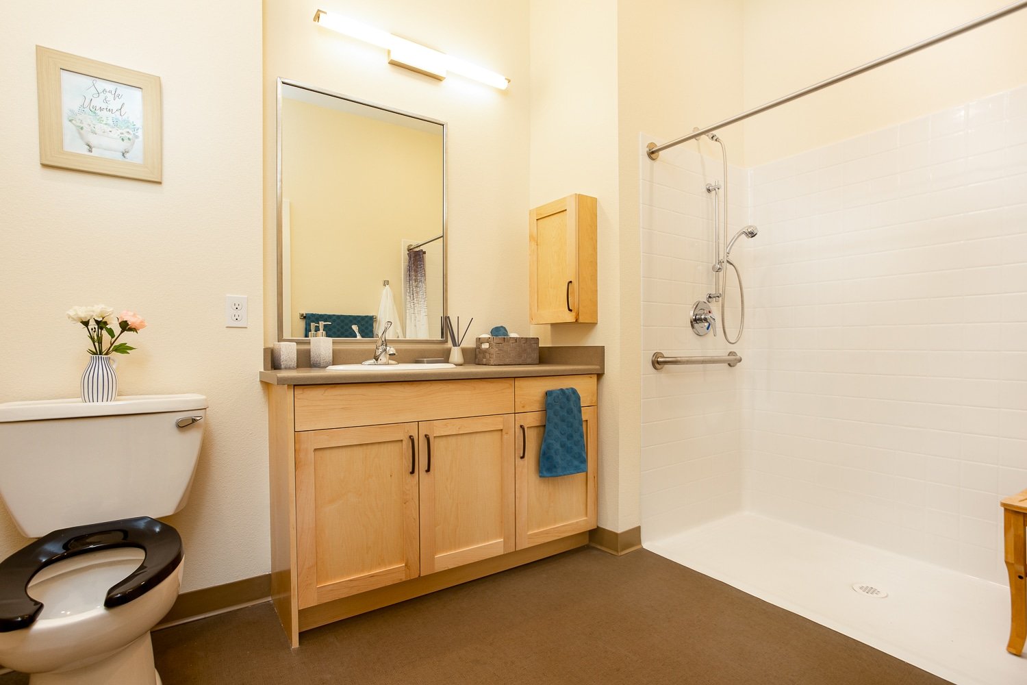 Assisted-Living-Community-Studio-Apartment-in-Covington-Washington