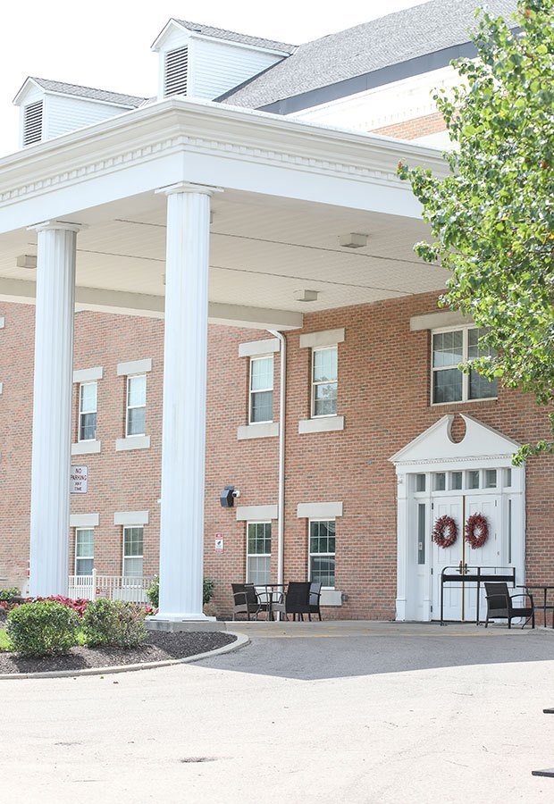 Entrance.jpg-nggid0226-ngg0dyn-620x900x100-00f0w010c010r110f110r010t010