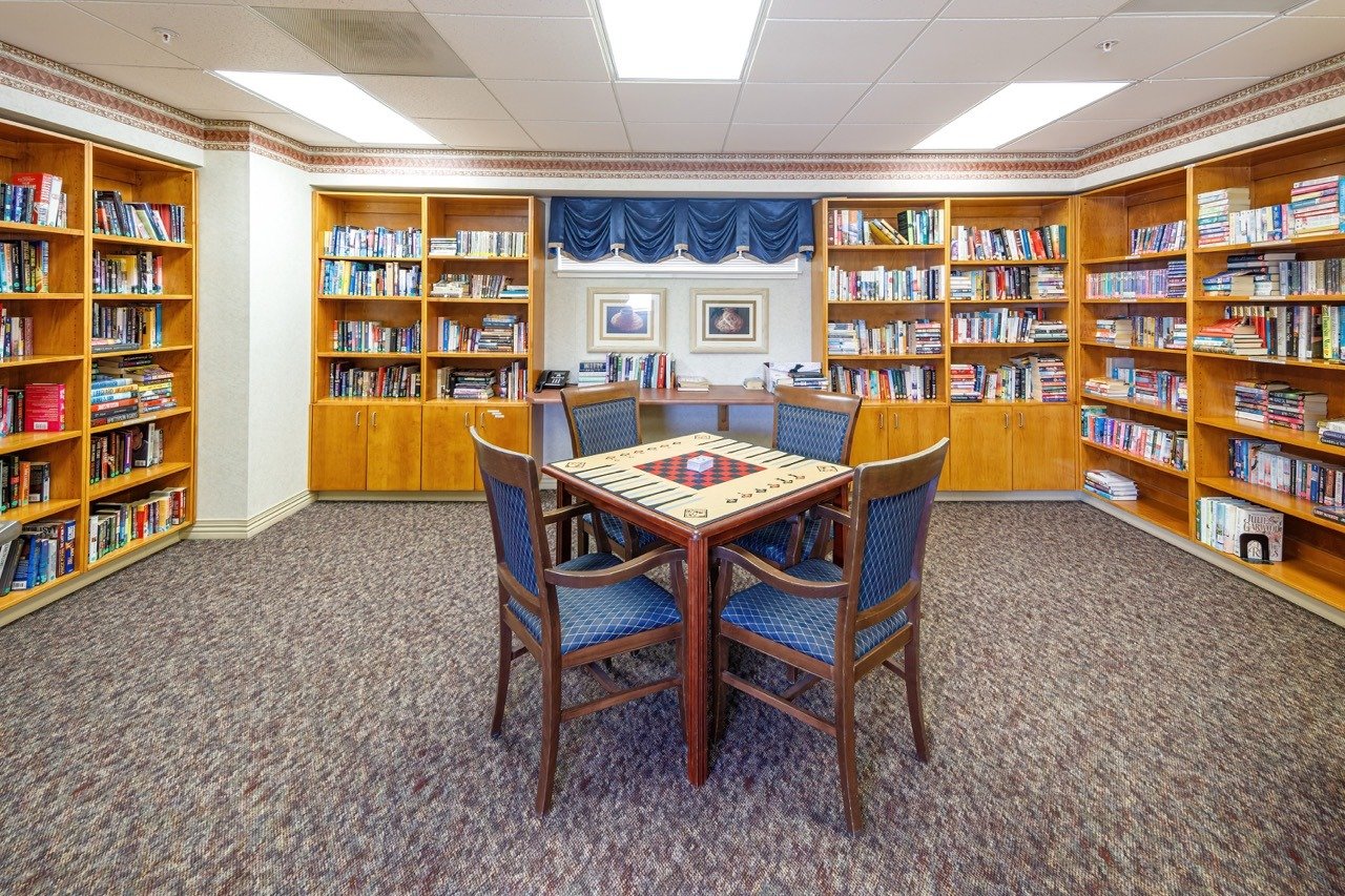 MiraLoma_INT_17-Large