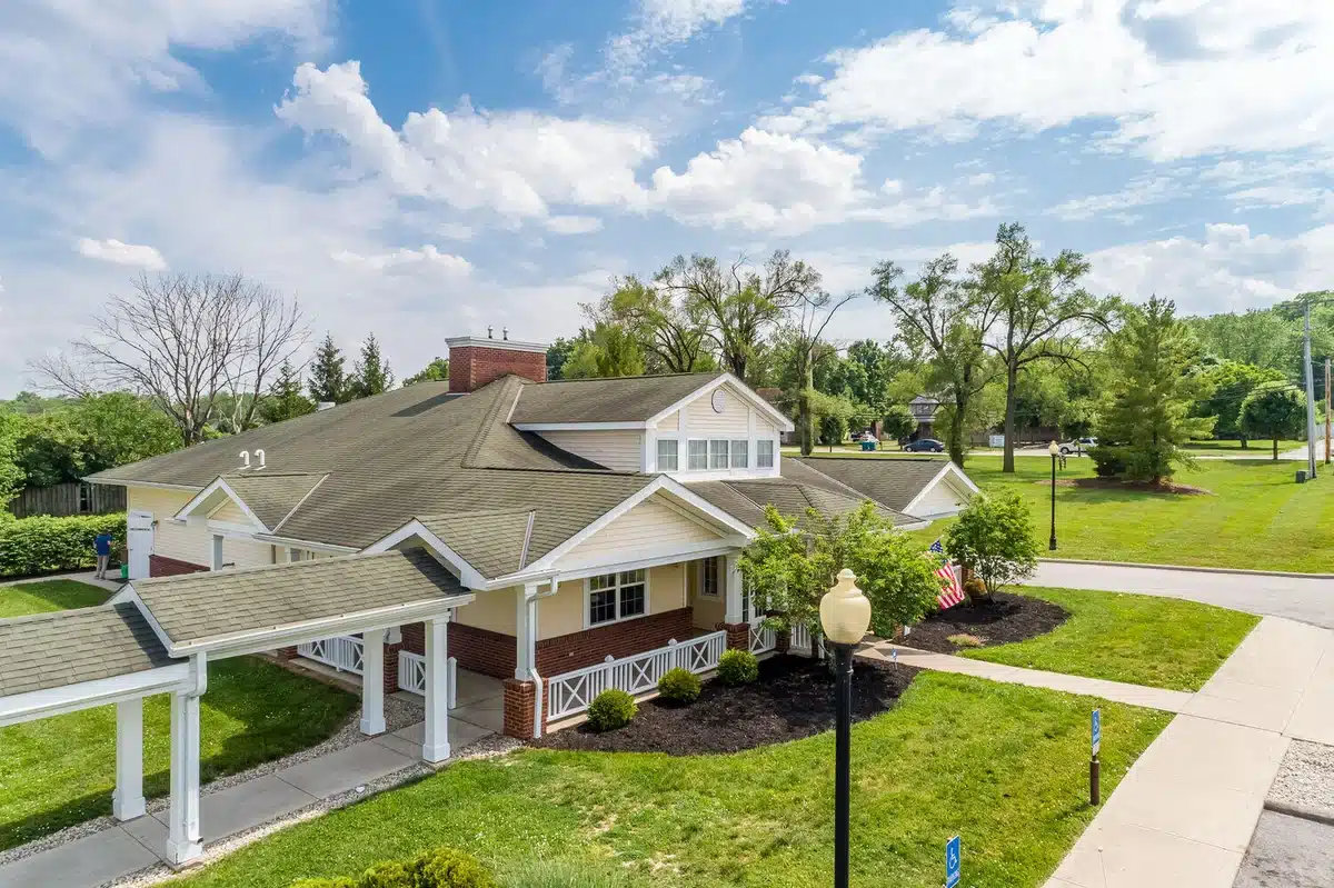 Senior-Living-Housing