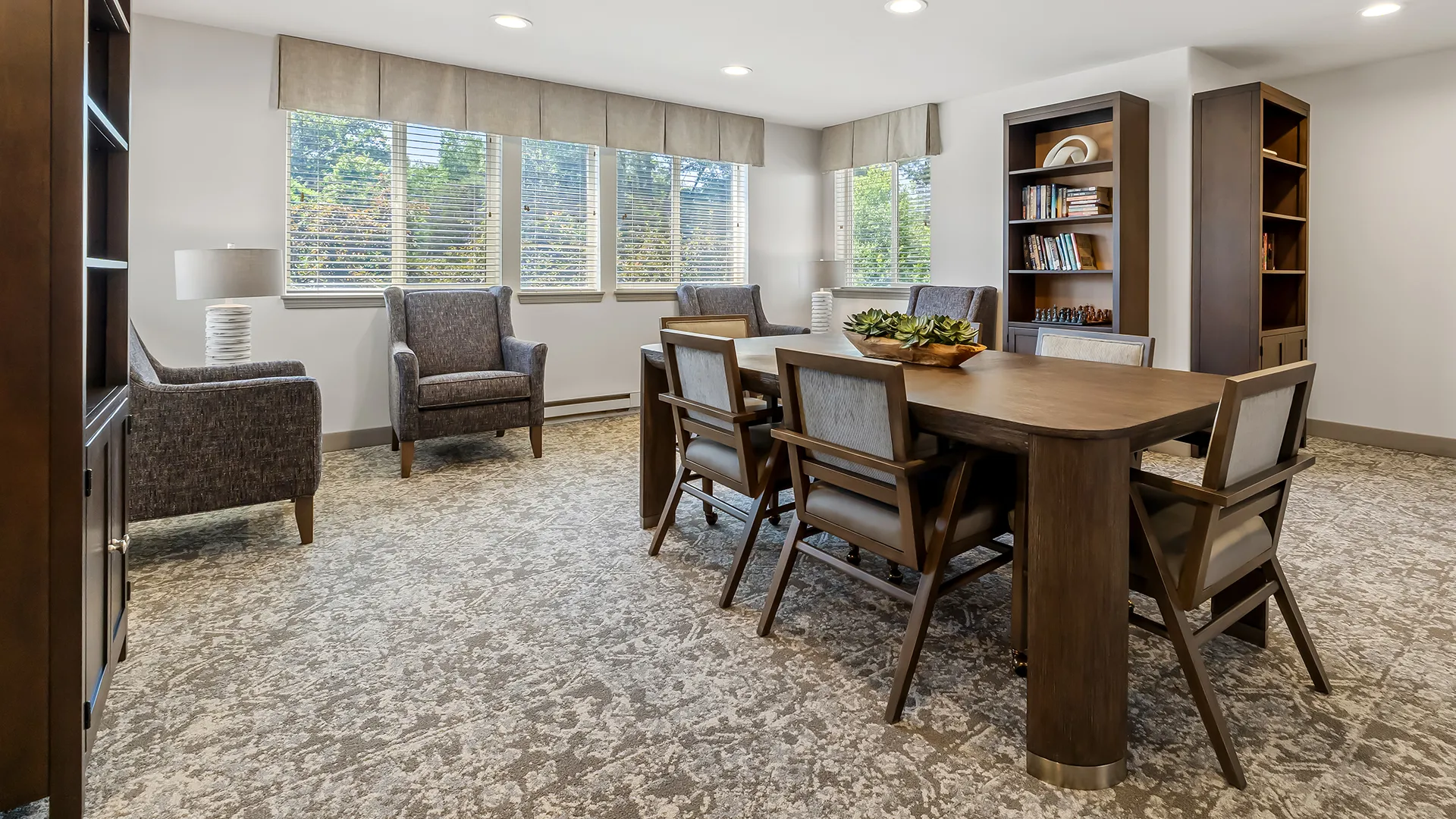 HOL_Orchid_Terrace_10_Library_16x9