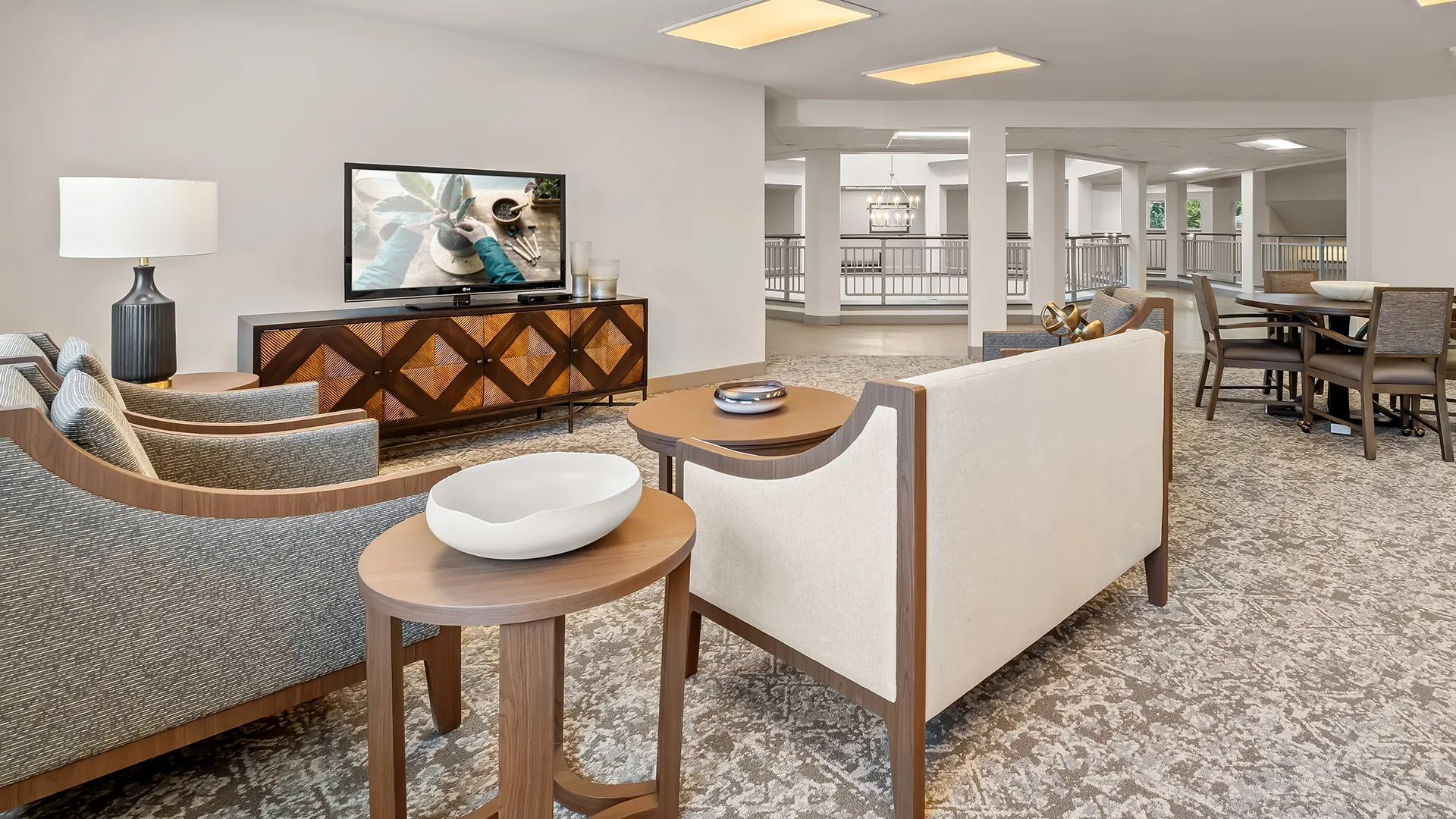 HOL_Orchid_Terrace_11_Movie-Area_16x9