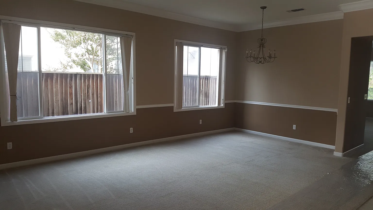 b09b3fa701016f8707c07183b6f1fbce-uncropped_scaled_within_1536_1152