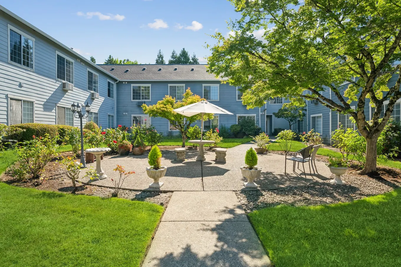 03_8709SECauseyAve_2007_HiRes