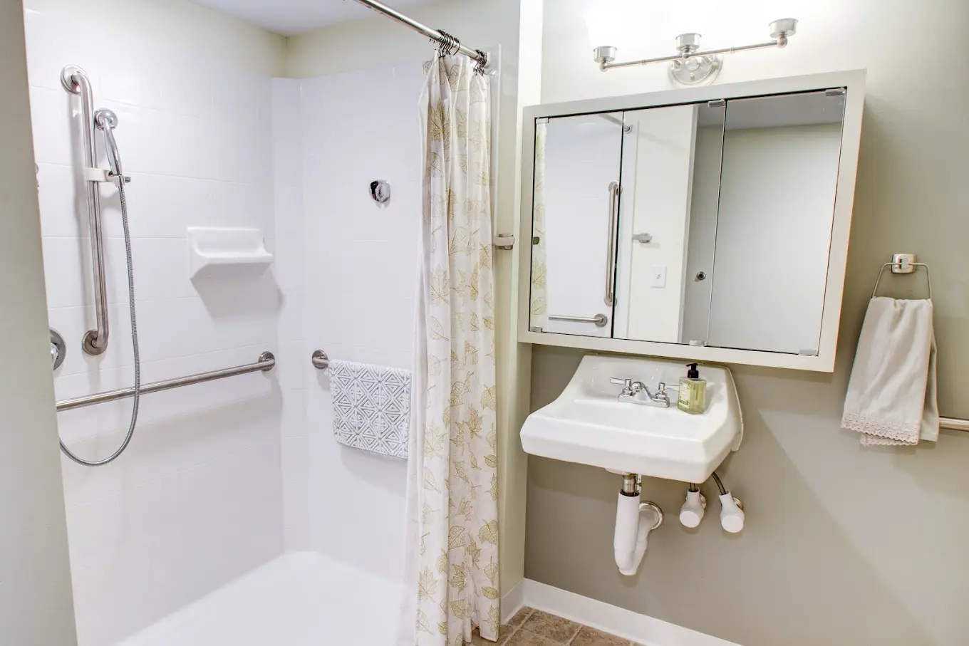 Wickliffe-Bathroom