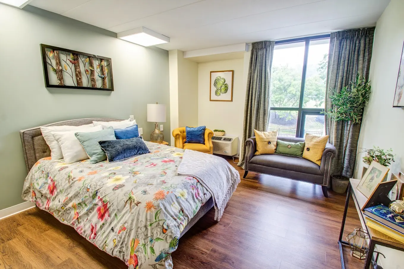 Wickliffe-Bedroom