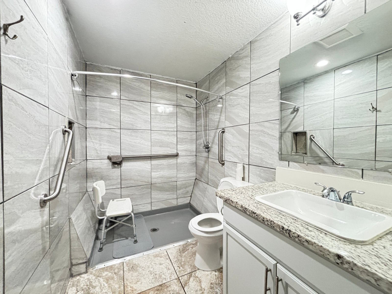 Main Full Bathroom
