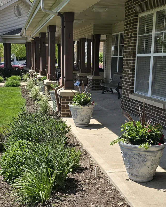 CSL-Rockford_Front-Patio