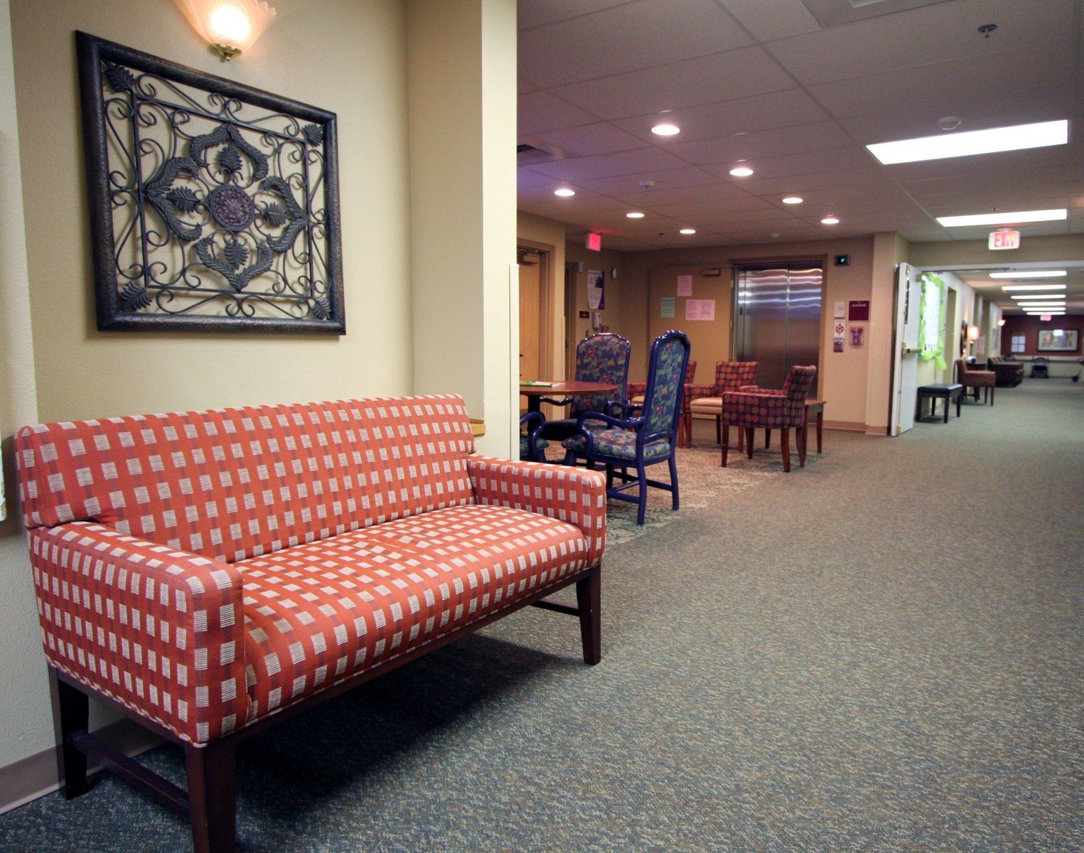 Hall-nook-7.jpg-nggid03279-ngg0dyn-1525x1200x100-00f0w010c010r110f110r010t010