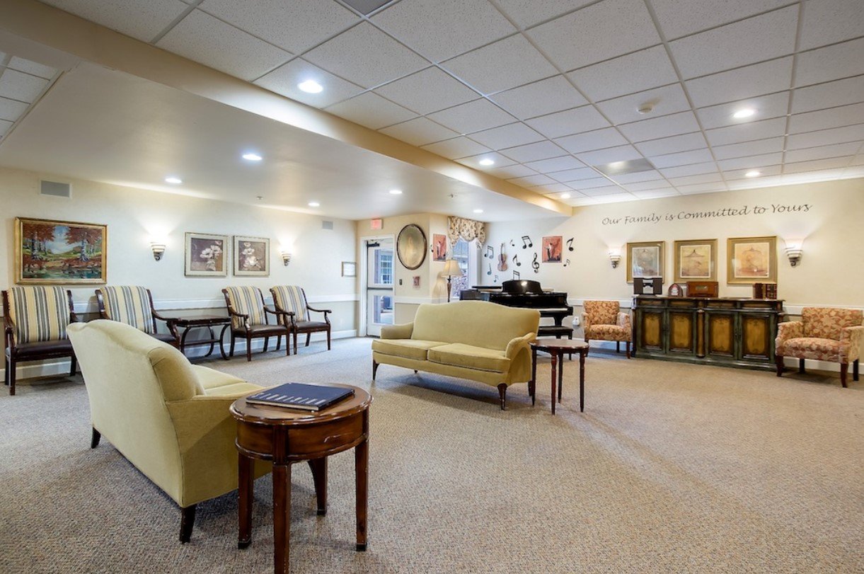 Mcminnville-sitting-room