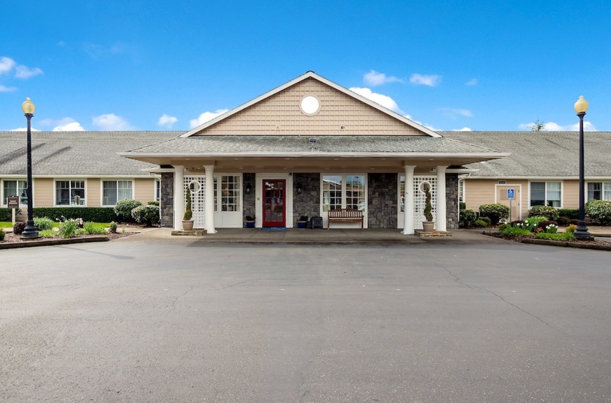 Mcminnvillefront-frontmain